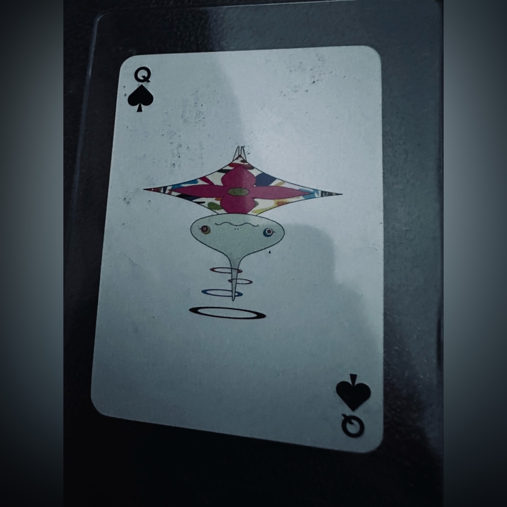 Louis Vuitton Multicolor White Murakami Monogram Card Queen ♠️ - Picture 2 of 2